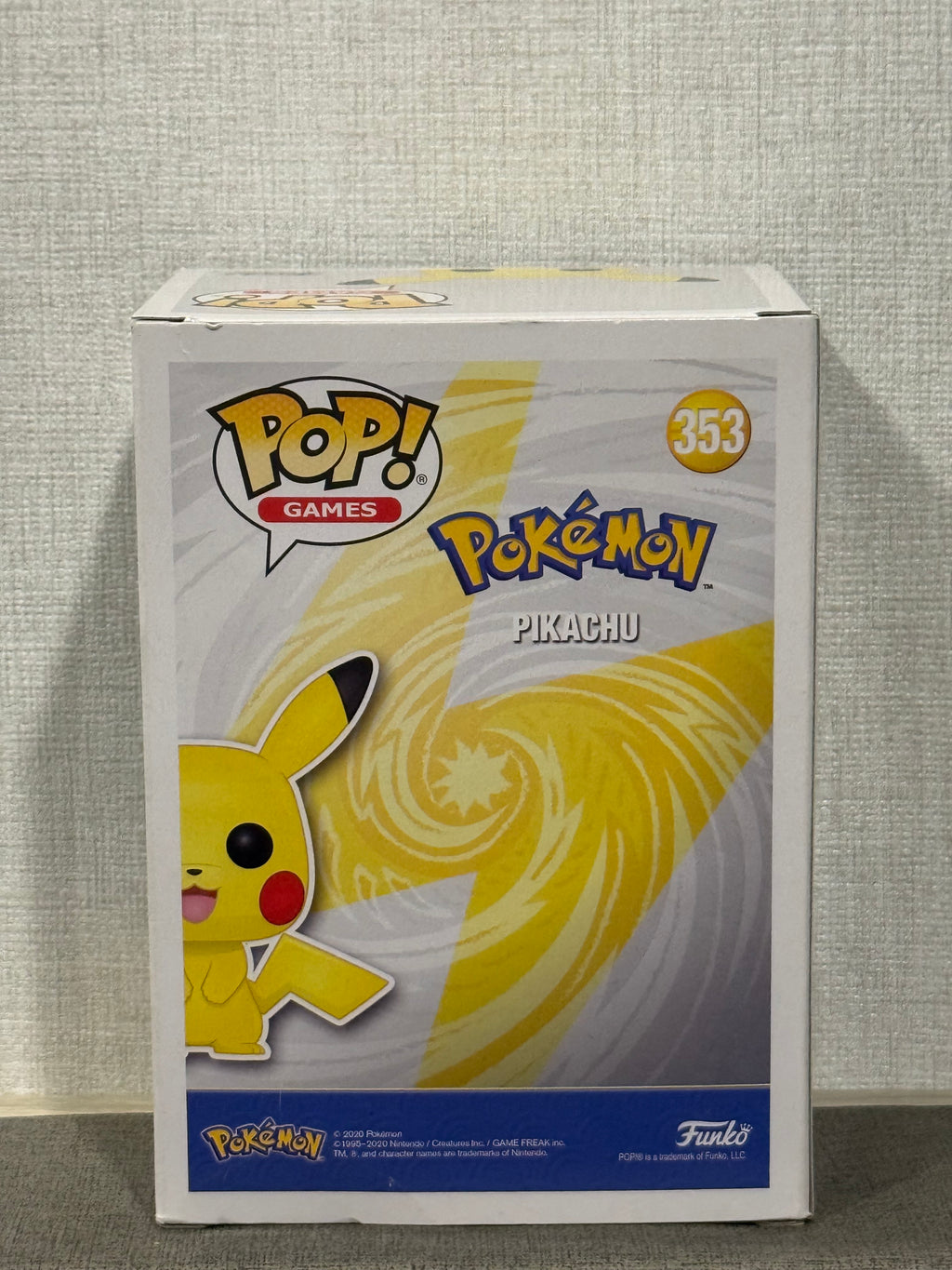 Pokémon Pikachu #353 *Limited Edition* (Stamped 25th Anniversary metallic/silver)