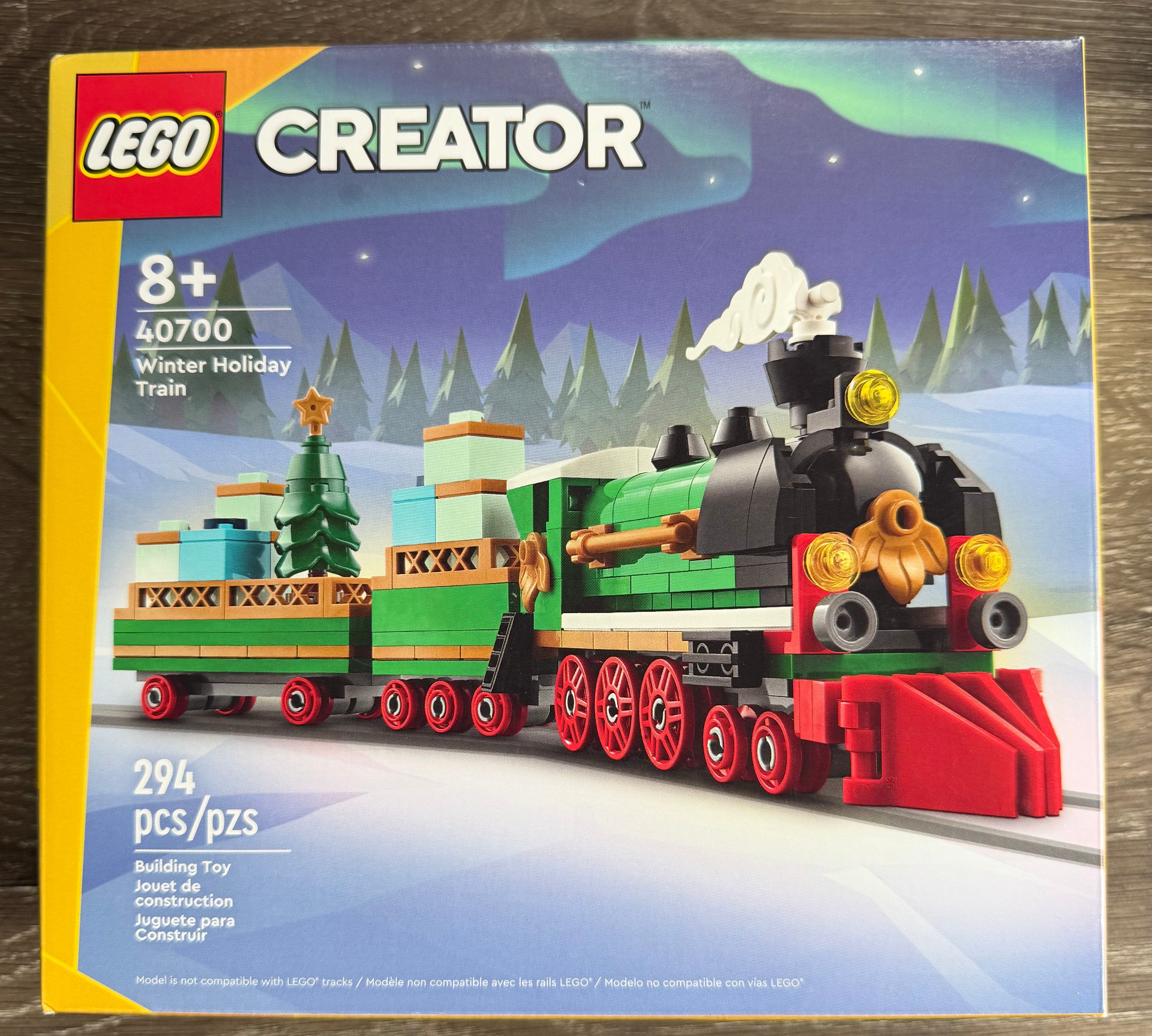LEGO Creator Winter Holiday Train building set (model 40700)