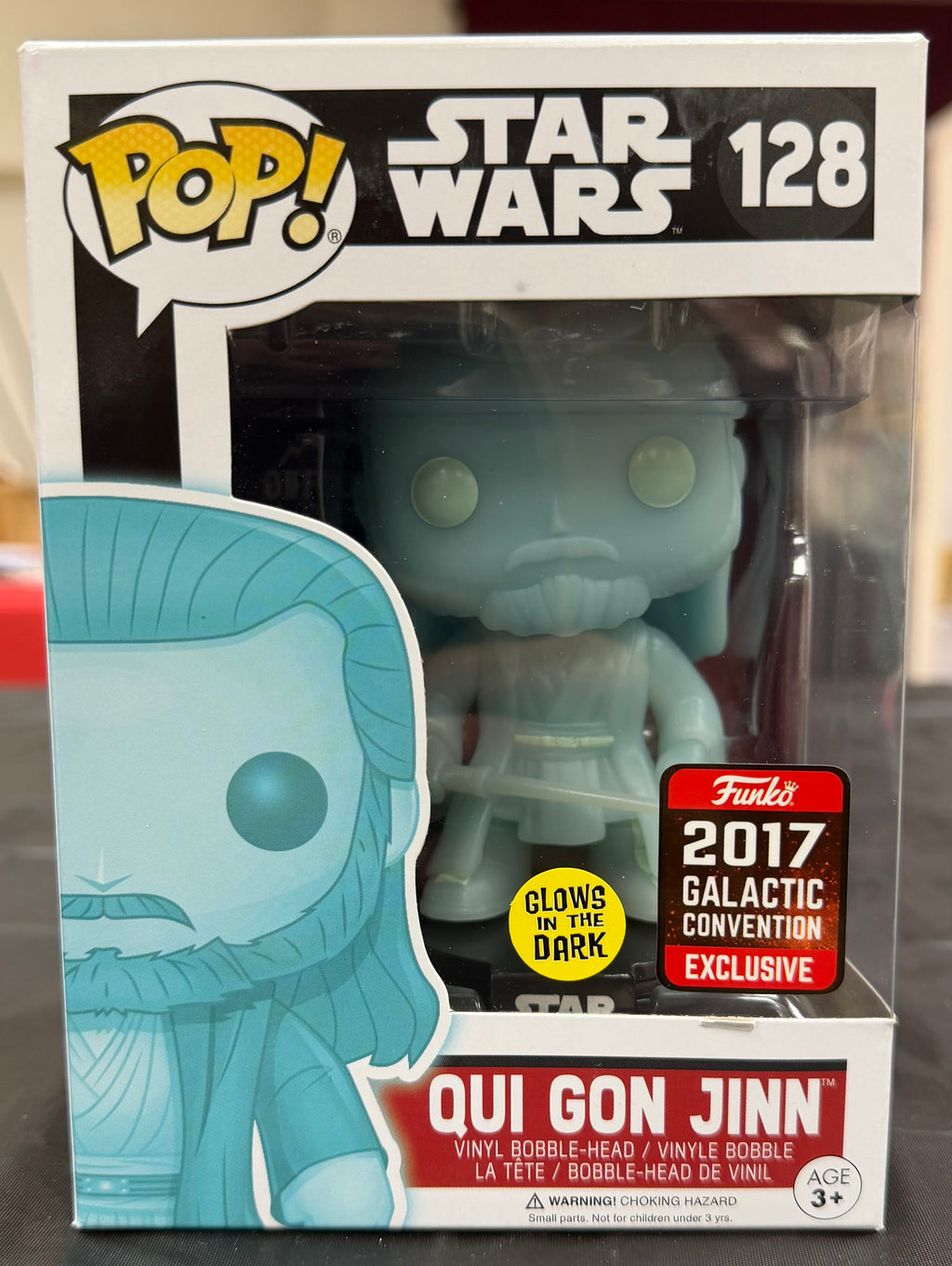Funko Pop Star Wars Qui Gon Jinn 128 Holographic Exclusive Convention 2017 *In Hard Case*