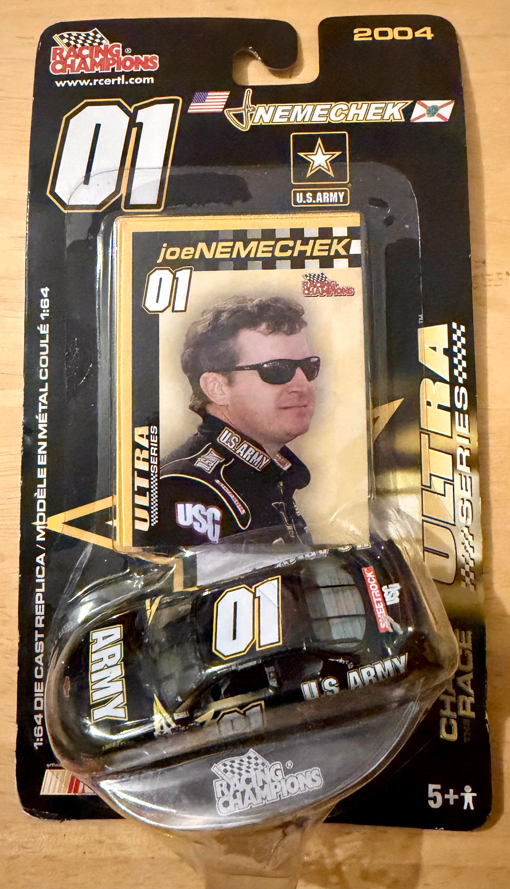 2004 Racing Champions Ultra Series Joe Nemechek #01 U.S. Army 1:64 Die-Cast