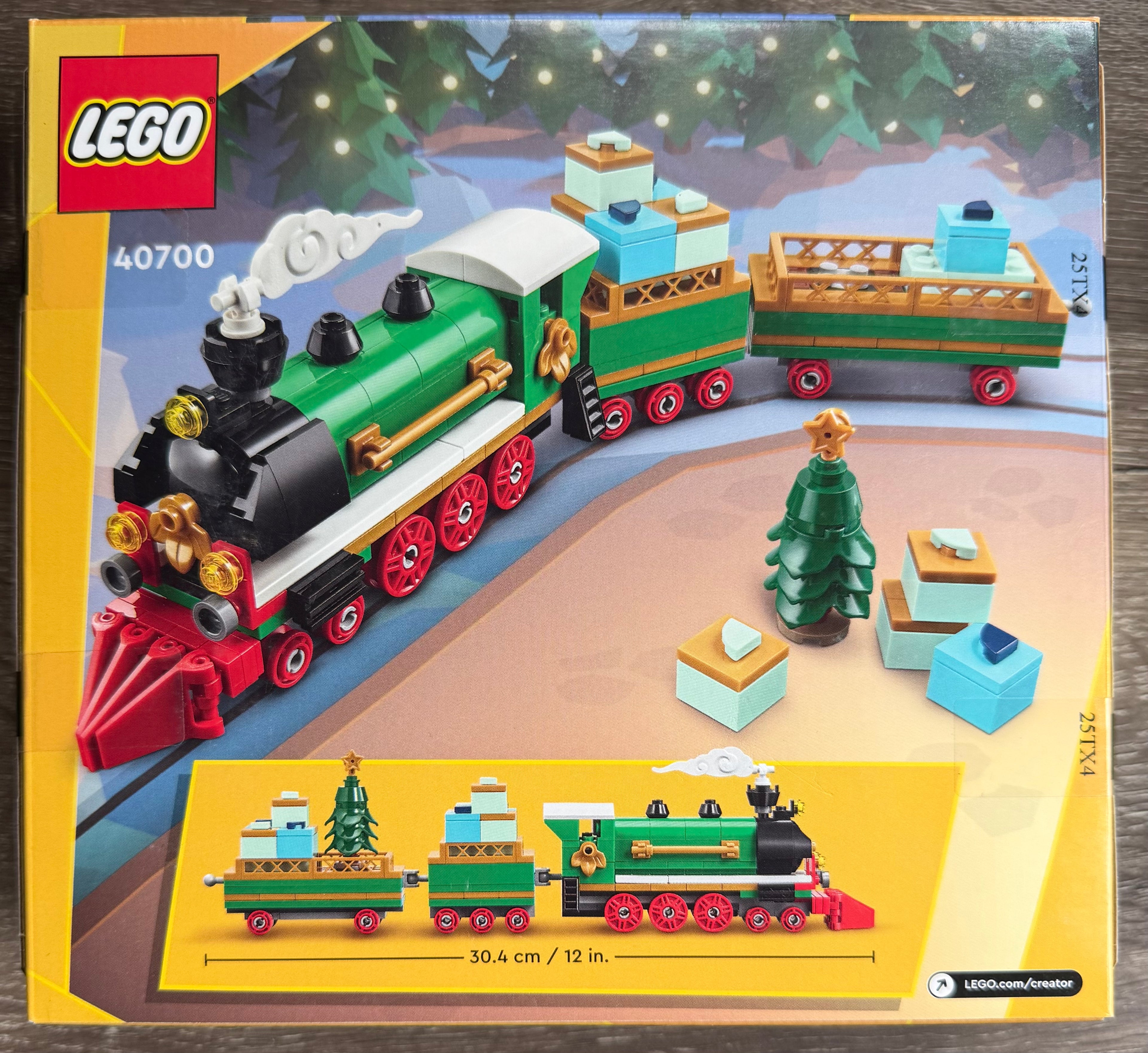 LEGO Creator Winter Holiday Train building set (model 40700)