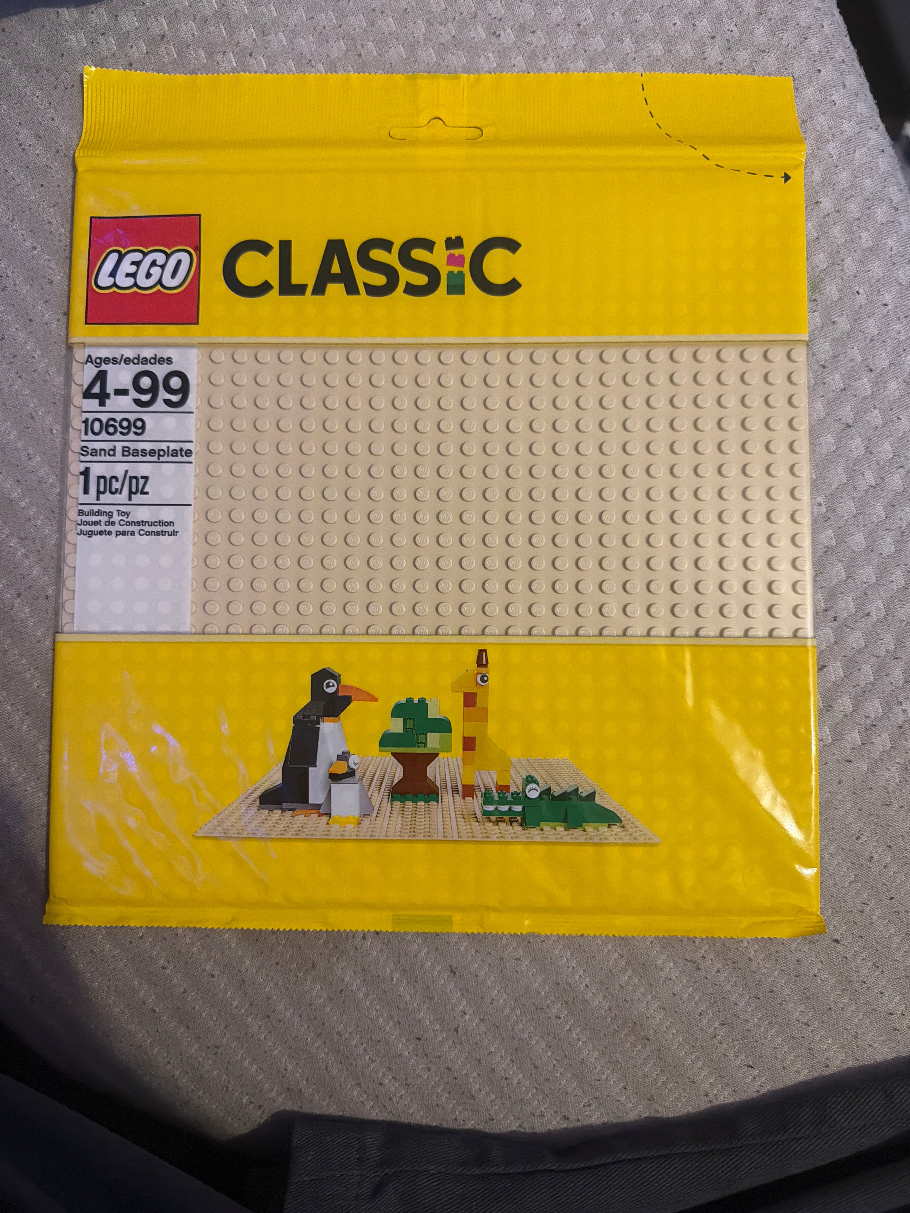 LEGO Classic 10699 Sand Baseplate (32x32) Sealed Retired New in Package
