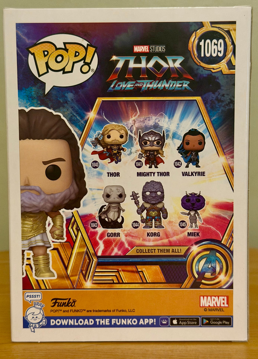 Funko Pop! Marvel Thor: Love and Thunder Zeus #1069 *New out of case*