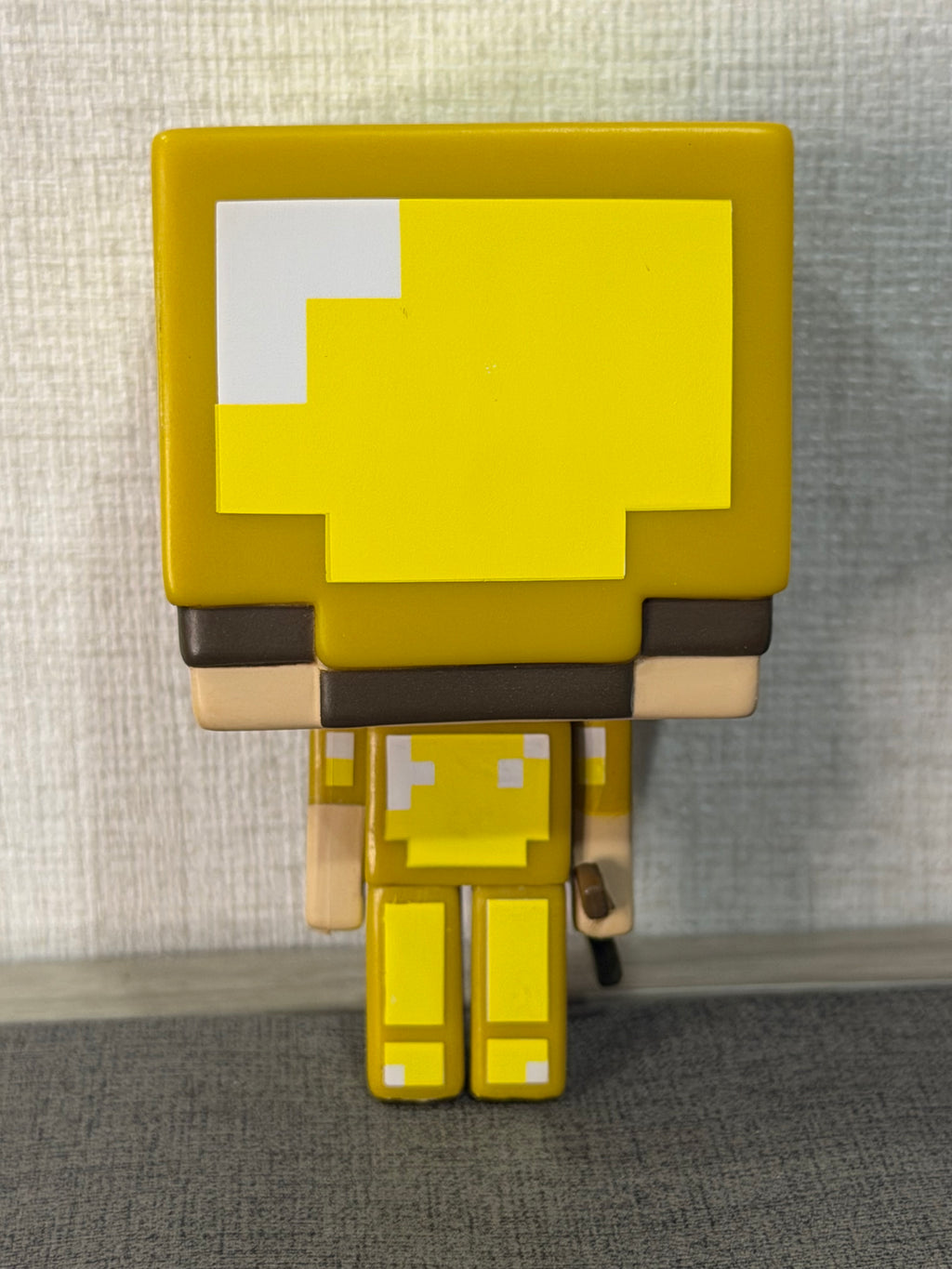 Steve in Gold Armor #321 Funko Pop!