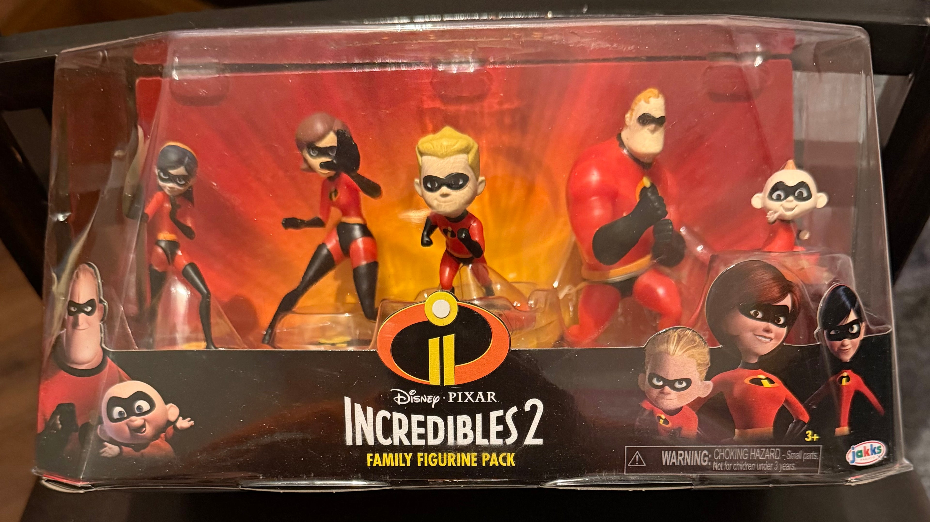 Disney Pixar Incredibles 2 Family Figurine Pack by Jakks Pacific