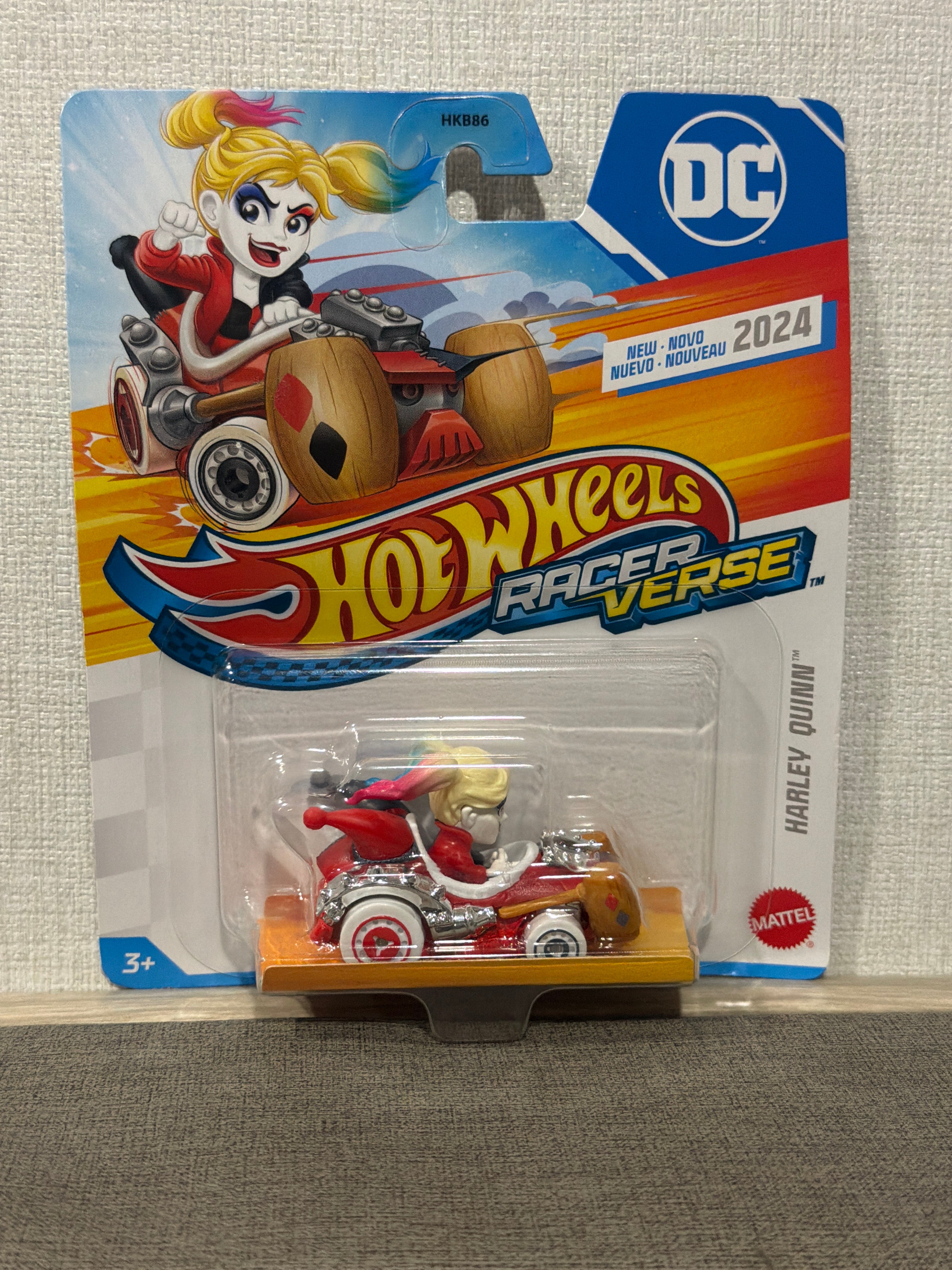 Hot Wheels RacerVerse Harley Quinn from DC