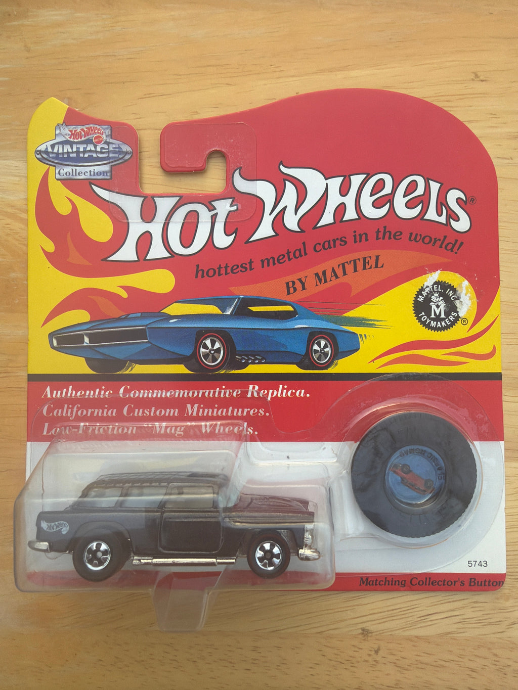 Hot Wheels Vintage Collection Classic Nomad #5743 “Small damage”