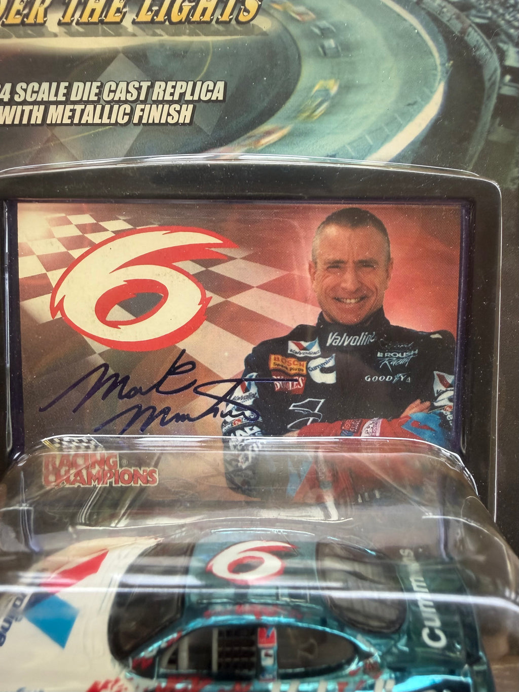 Racing Champions Under the Lights Mark Martin #6 Valvoline 1:64 NASCAR Die-Cast *Plastic Yellowing*