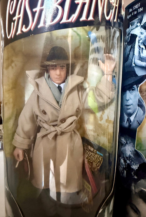 1998 Exclusive Premiere “Hollywood Icon” Limited Edition Collector’s Series Casablanca figures